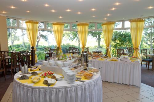 Food and beverages, Hotel-Marks-Garni in Zingst