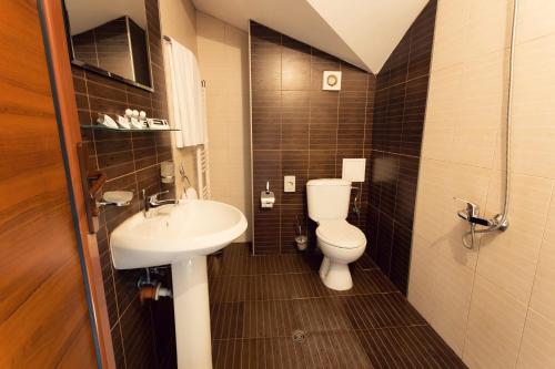 Hotel Varosha - image 2