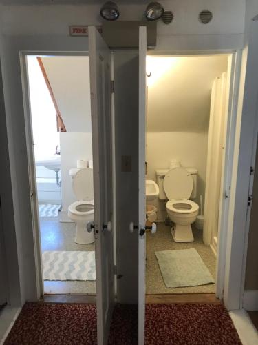 Double Room with Shared Bathroom