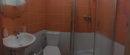 Double Room image 10
