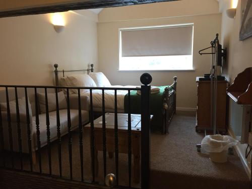 Findon Rest Ltd - image 13