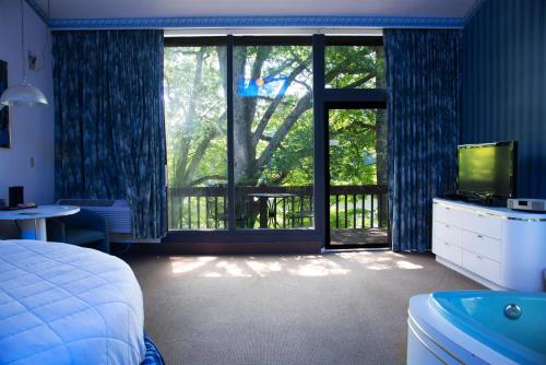 Pocono Palace Resort - main image