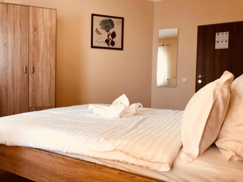 Monte Carlo Palace Rooms - image 5