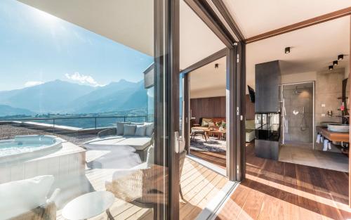 Hotel Rosengarten (Schenna Resort) 2