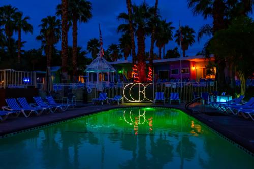 CCBC男同性戀度假酒店 (CCBC Resort Hotel - A Gay Men's Resort) in 大教堂市