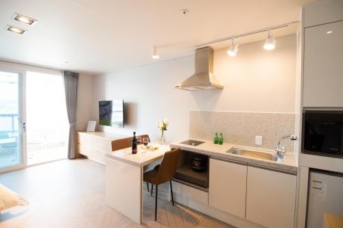 Lium Spa Hostel in Yeosu-si