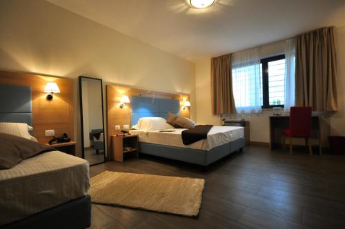 Hotel 325 Tor Vergata - image 12