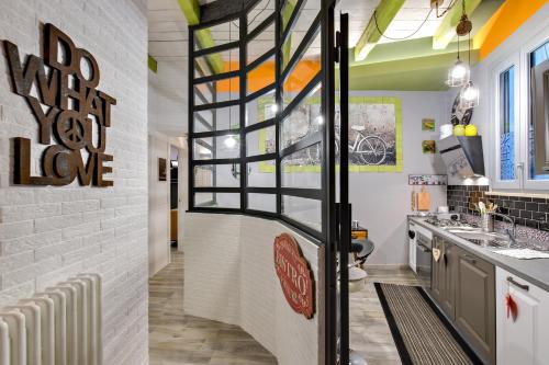 Rome As You Feel - Design Apartment at Colosseum - image 2