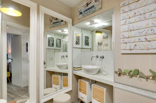 Rome As You Feel - Design Apartment at Colosseum - image 11