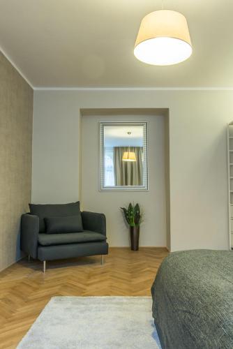 Exclusive 3 Bedroom Top-Notch Flat, GREAT LOCATION, Прага (фото 6)