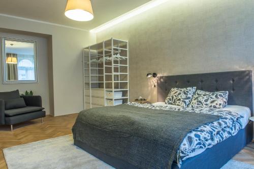 Exclusive 3 Bedroom Top-Notch Flat, GREAT LOCATION, Прага (фото 10)