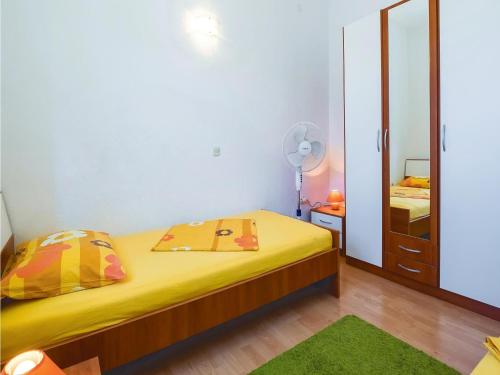  Two-Bedroom Apartment in Pucisca in Pučišća