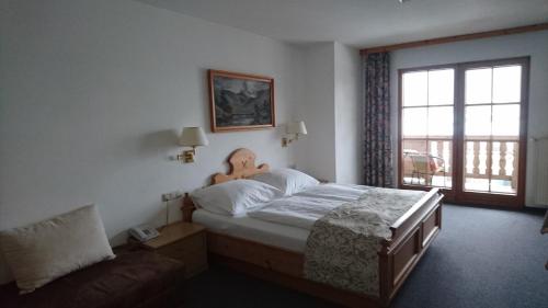2 queen beds