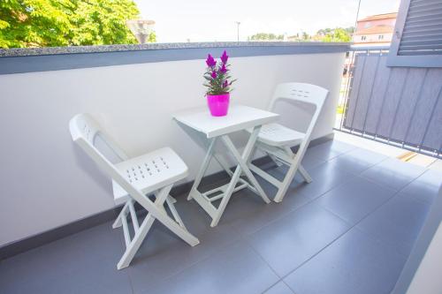 Apartment Mirjana - image 6