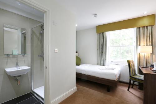Hyde Park Boutique Hotel - image 12
