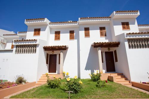 Apartamentos Cristina - image 2