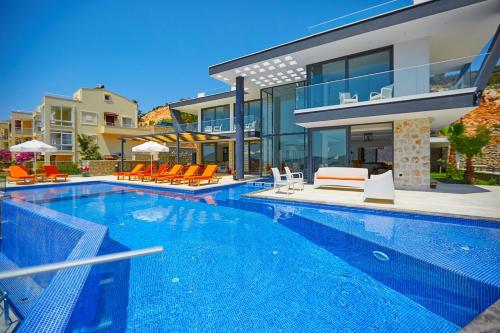 B&B Kalkan - Villa Unlimited 5 Bedroom Luxury Villa with Infinity Pool - Bed and Breakfast Kalkan