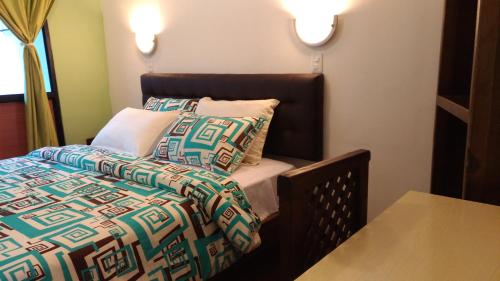 1 twin bed