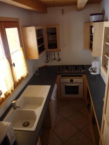 Apart'hotel & Spa "La Destière" Room Type - Three-Bedroom Apartment (8 Adults)