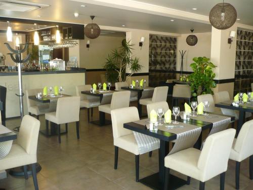 restavracija, Hotel & Restaurant le Saint Jean in Cargese Town Center