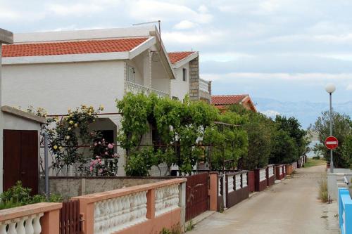 Seaside holiday house Vir - 6324 - image 3