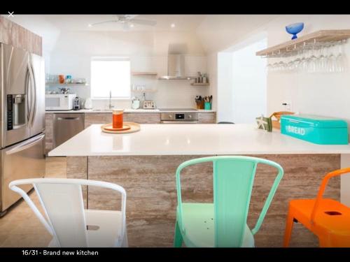 Kitchen, Miami Beach Waterfront in Miami Beach (FL)