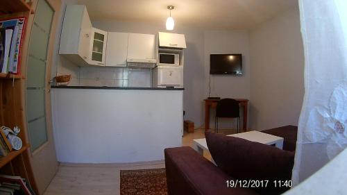ART House - image 3