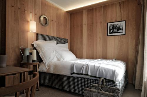 Double Room with French Bed