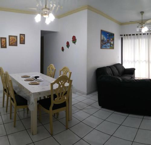 Apartamento Guaruja near Quiosque Dinho's