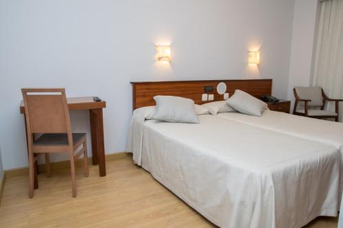 1 double bed