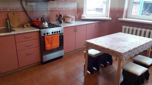 Guest House on Piramidnaya 29 - image 6