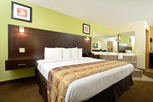 Americas Best Value Inn & Suites Lake Charles At I-210 Exit 11 Photo 9