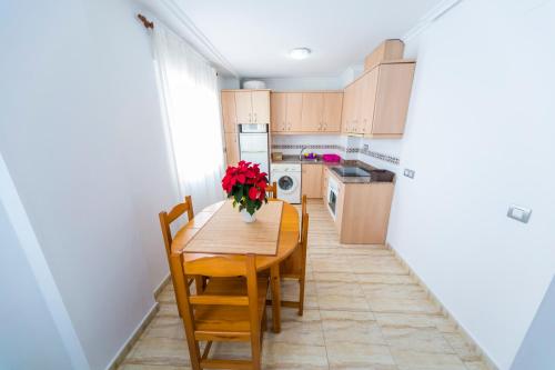 Homely Apartments Blasco Ibañez - image 4