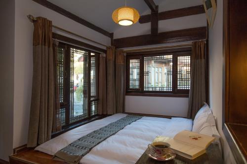 Jun Bo Xuan Boutique Hotel