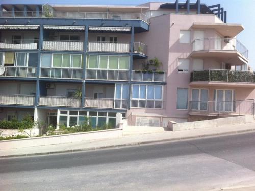 Apartments with WiFi Split - 14415 