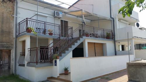 Apartments with a parking space Rab - 14427 