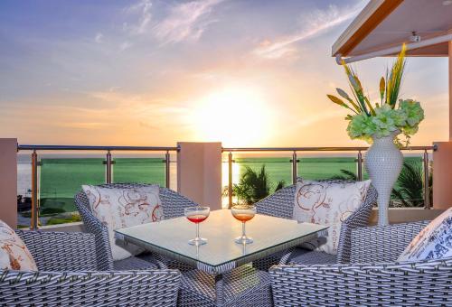 Balcony/terrace, Sunrise Beach  in South Male Atoll