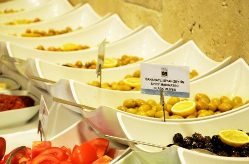123517653 Buyuk Truva Hotel