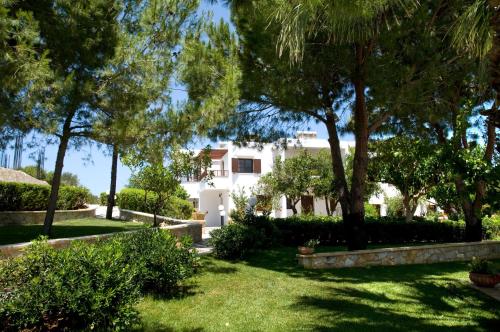 Alianthos Suites - image 12