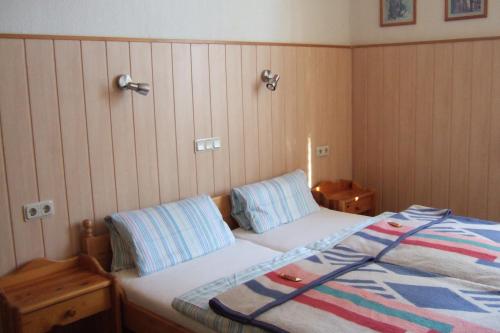 Double Room with Private External Bathroom