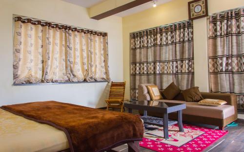The Rooftop Cabana, A Homestay