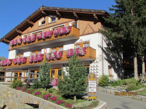 Hotel Duc De Rohan - image 4