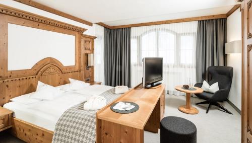 room detail thumbnail 1