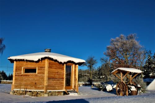 ECO YOURTE - Chalet - Sembadel