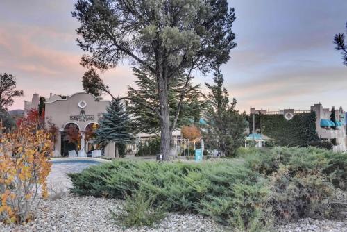 المنظر الخارجي, Forest Villas Hotel in بريسكوت