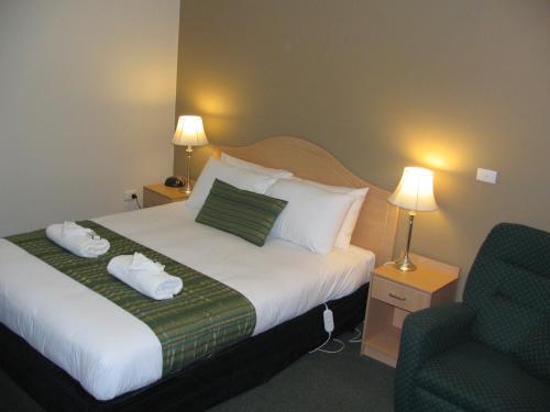 Green Gables Motel Room Type - Executive Queen Room