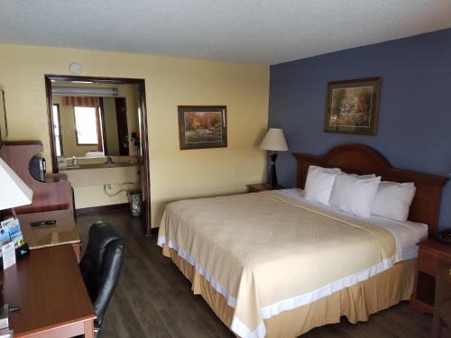 Days Inn by Wyndham Jacksonville NC - main image