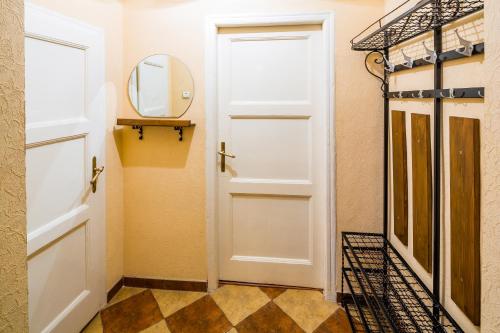 Apartment image 3