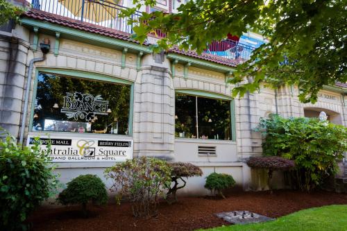 Centralia Square Grand Ballroom and Vintage Hotel