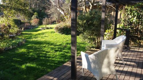 ทัศนียภาพ, Idyllic Country Garden in มานากาอู